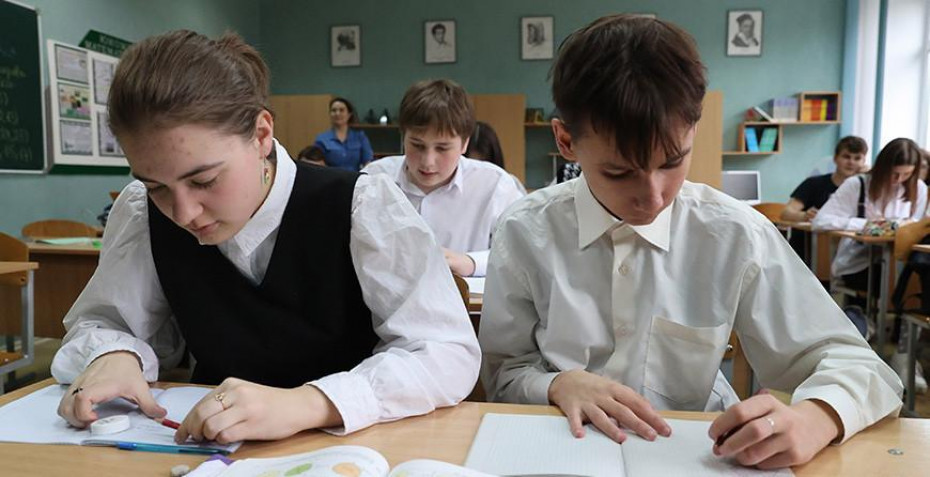 Более 5 800 учащихся Гродненской области сдали репетиционный ЦЭ